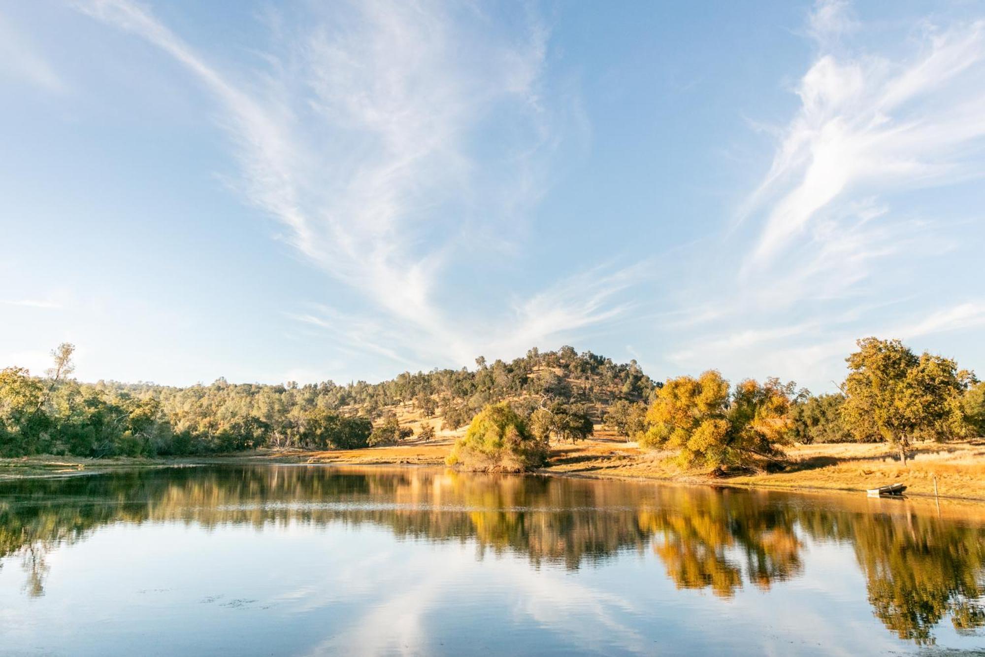 Rolling Oaks Ranch - 200 Acres Of Lakeside Beauty & Countryside Serenity Mariposa Dış mekan fotoğraf